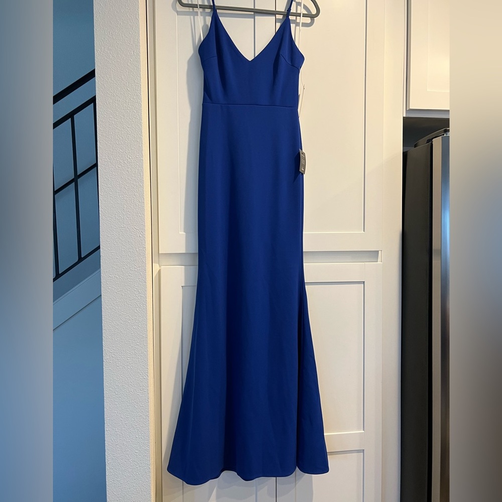 Lulu’s cobalt maxi dress